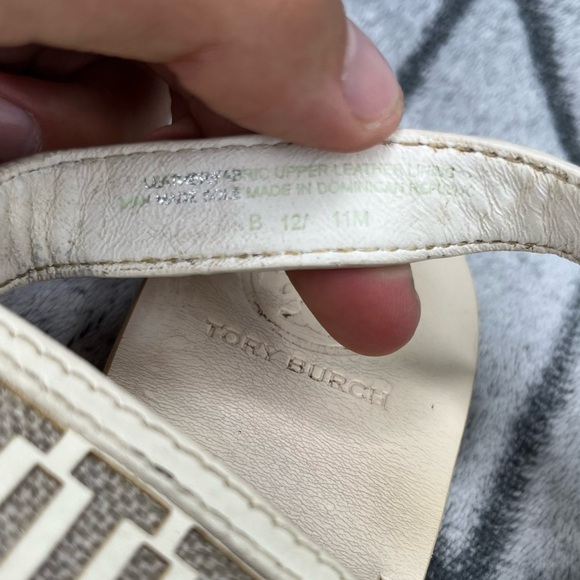 Tory Burch Leather Off White Gold Logo Thong Sandal Flip Flops - Picture 6 of 6